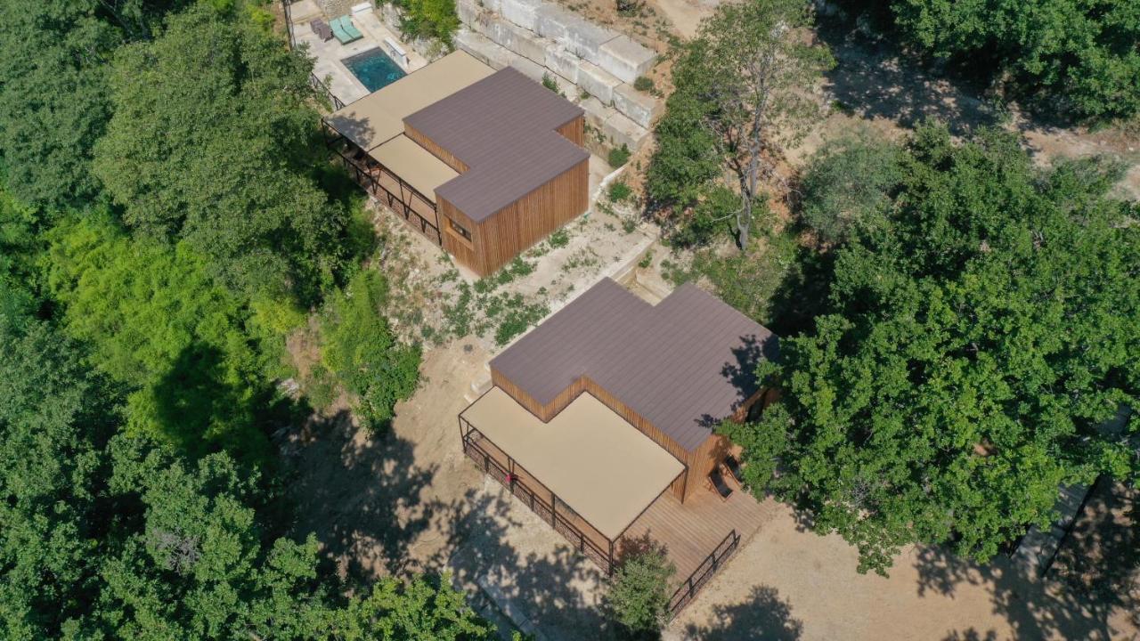 Les Cabanes De La Fontaine Lacoste  Εξωτερικό φωτογραφία