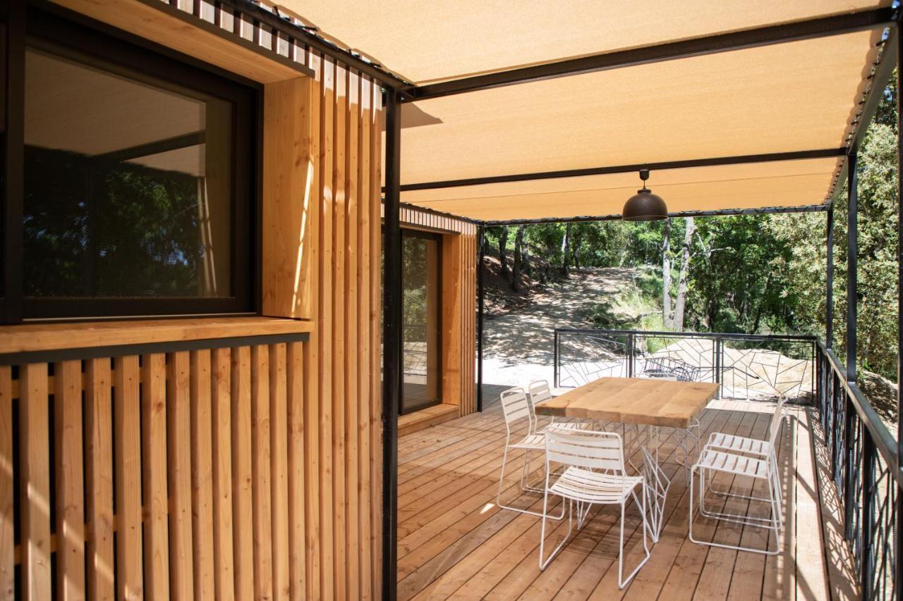 Les Cabanes De La Fontaine Lacoste  Εξωτερικό φωτογραφία